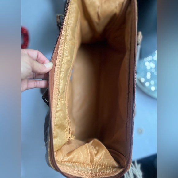 Kathy Van Zeeland Y2K NWOT Chocolate Croc-Embossed travel bag - Picture 4 of 12